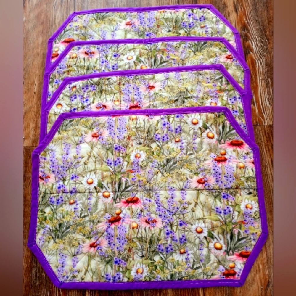 Handmade Placemats Floral Quilt "Country Kitchen" Style